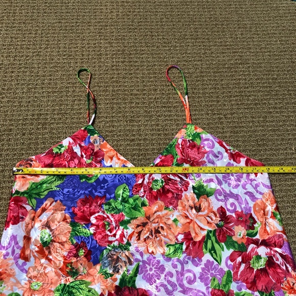 Victoria’s Secret Gold Label Floral Cami Top Adjustable Spaghetti Straps Size M - Picture 10 of 12